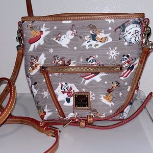 NWOT Dooney and Bourke Christmas, Crossbody, waltz Lodge, Disney.